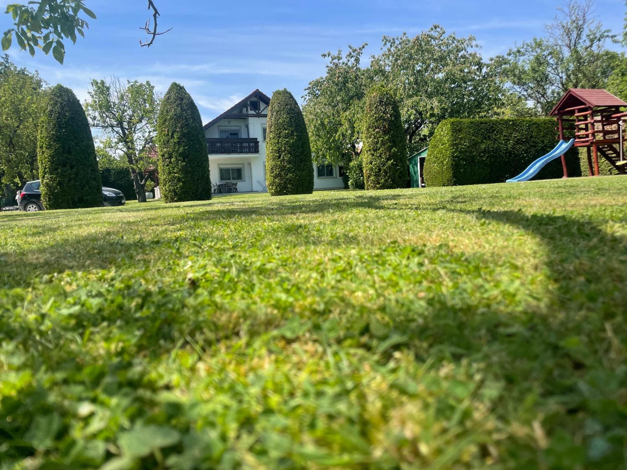 Frankie Holiday Apartment II. Balatongyörök Buitenkant foto