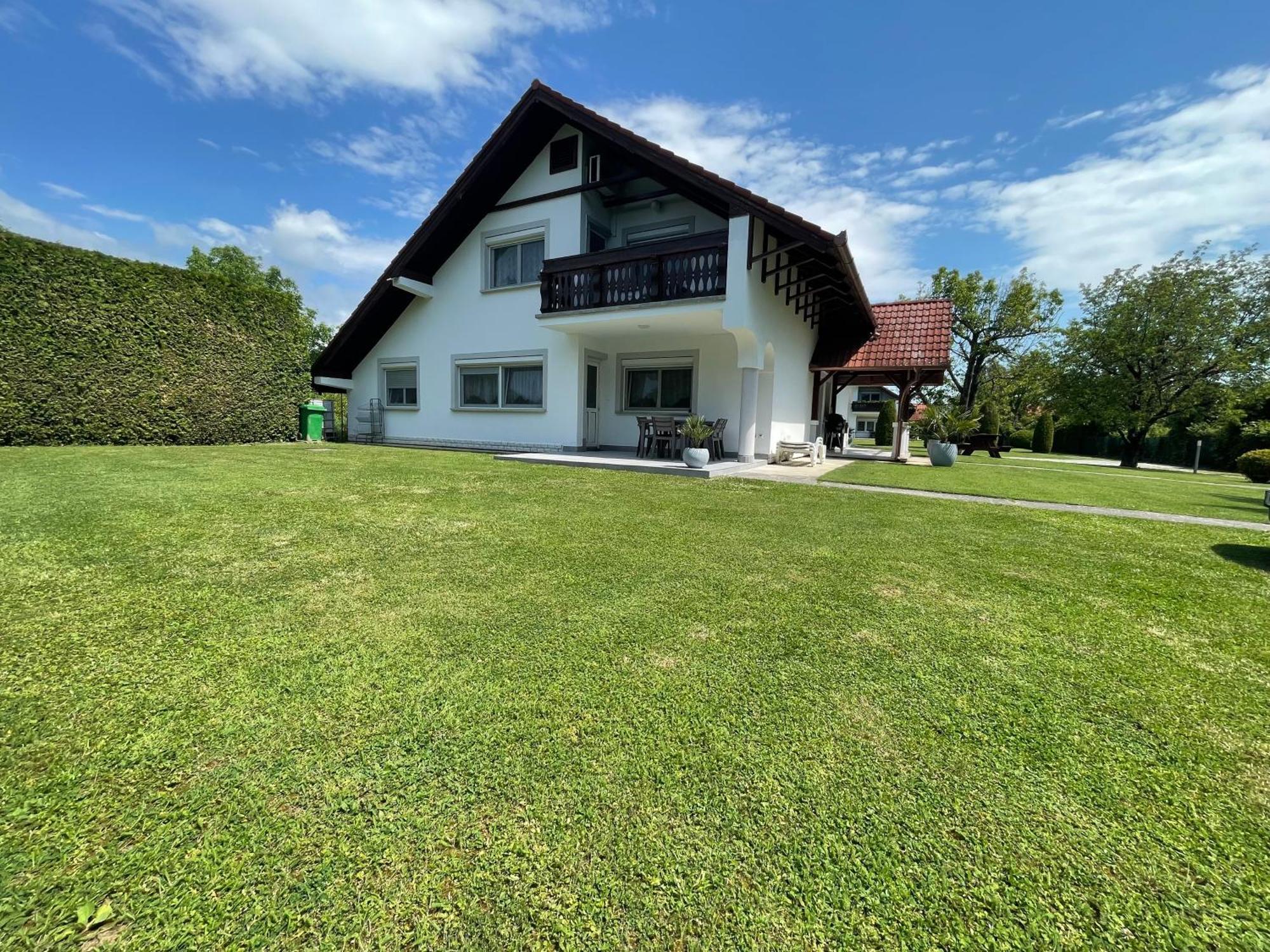 Frankie Holiday Apartment II. Balatongyörök Buitenkant foto